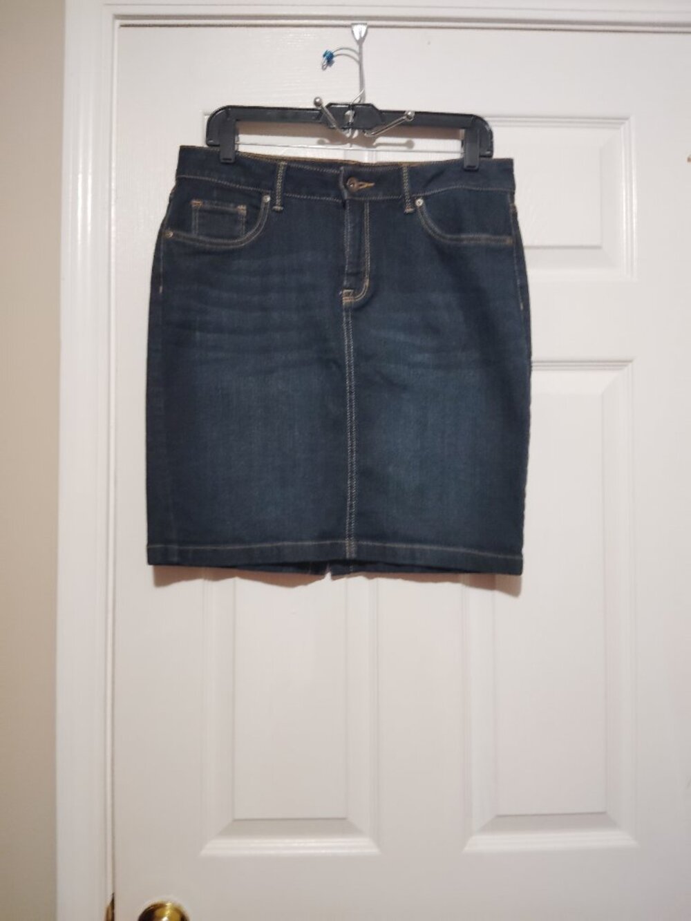 Sonoma Good For life Women's denim Skirt Size 8 Dark Wash jeans skirt 99% Cotton